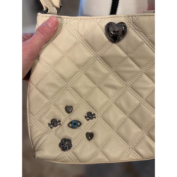 Betsey Johnson Chalk/Bone XOWALLY Quilted Tote with Crossbody Strap NEW - Picture 2 of 8